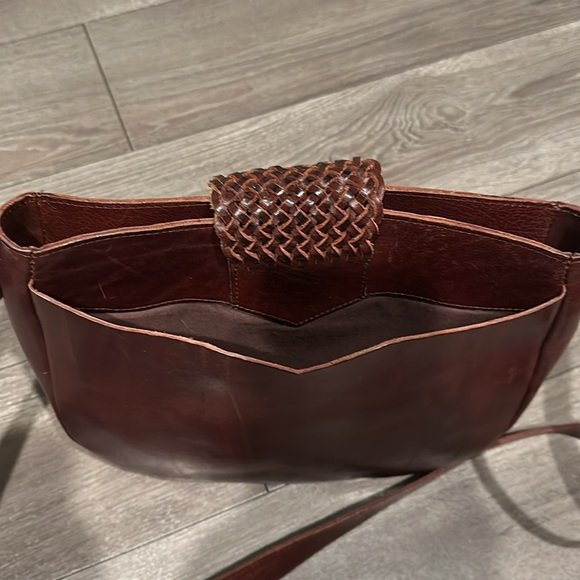 Lucky Brand woven braid brown leather shoulder bag. - Picture 6 of 12